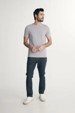 Basic crew neck T-shirt