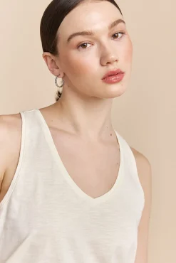Basic V neck cami