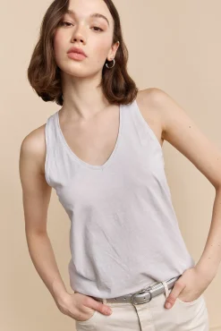 Basic V neck cami