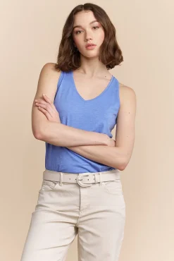 Basic V neck cami