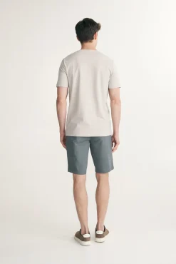 Basic V neck T-shirt