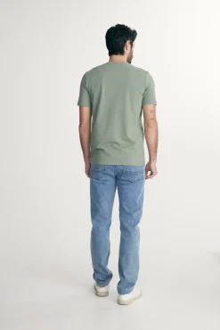 Basic V neck T-shirt