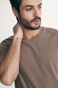 Basic V neck T-shirt