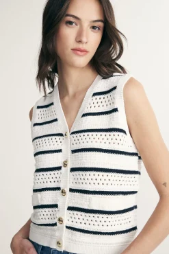 Buttoned sweater vest