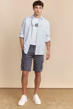 Cargo shorts with pockets