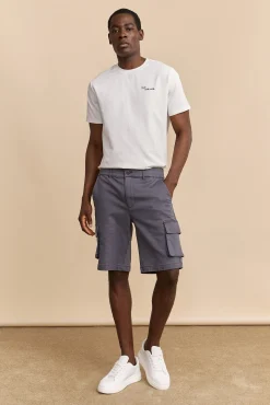 Cargo shorts with pockets