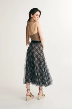 Checkered mesh skirt