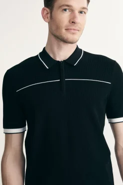 Contrast details knitted polo