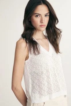 Cropped sleeveless sweater