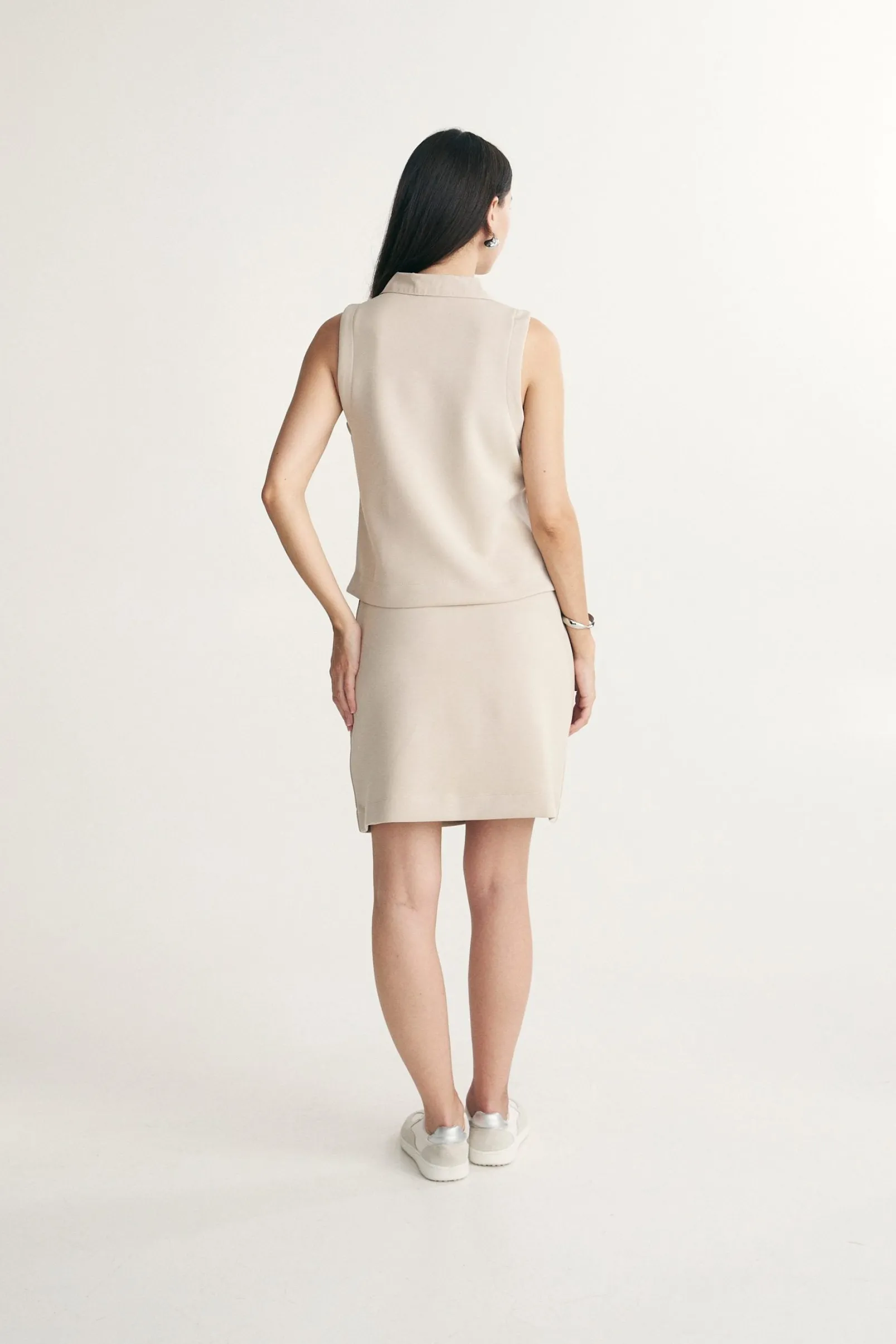 Elastic waist jersey skirt