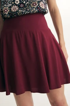 Elastic waist skirt