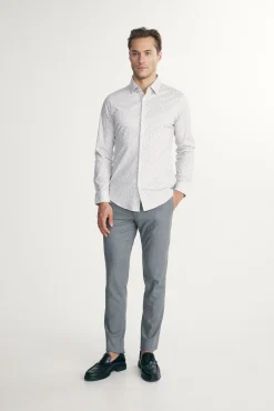 Extra-fitted floral shirt
