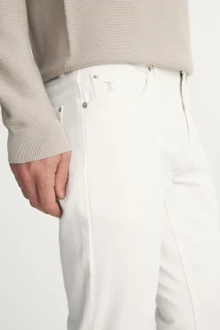 Five pockets slim jeans