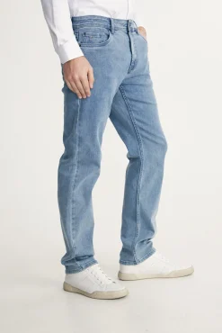 Five pockets straight jeans
