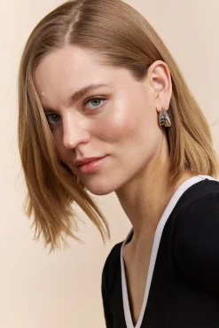 Geometric triangle earrings