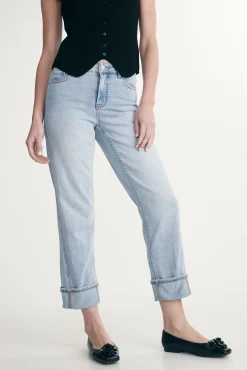 Jeans with large cuff