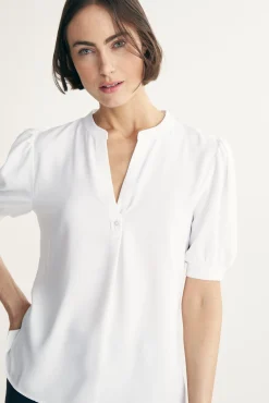Jersey back blouse