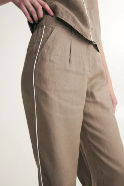 Linen pants with elastic