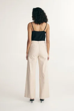 Linen pants with elastic back