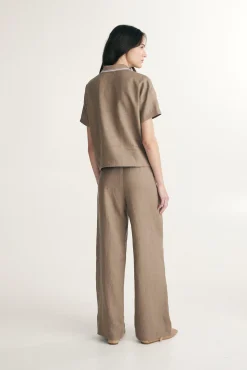 Linen shirt with drawstring