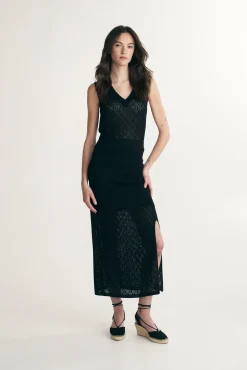 Long knitted skirt