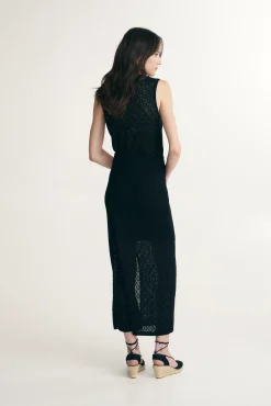 Long knitted skirt