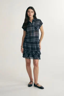 Loose plaid shirt