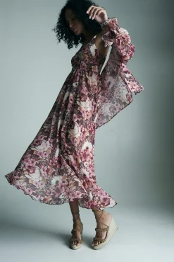 Maxi dress with floral print