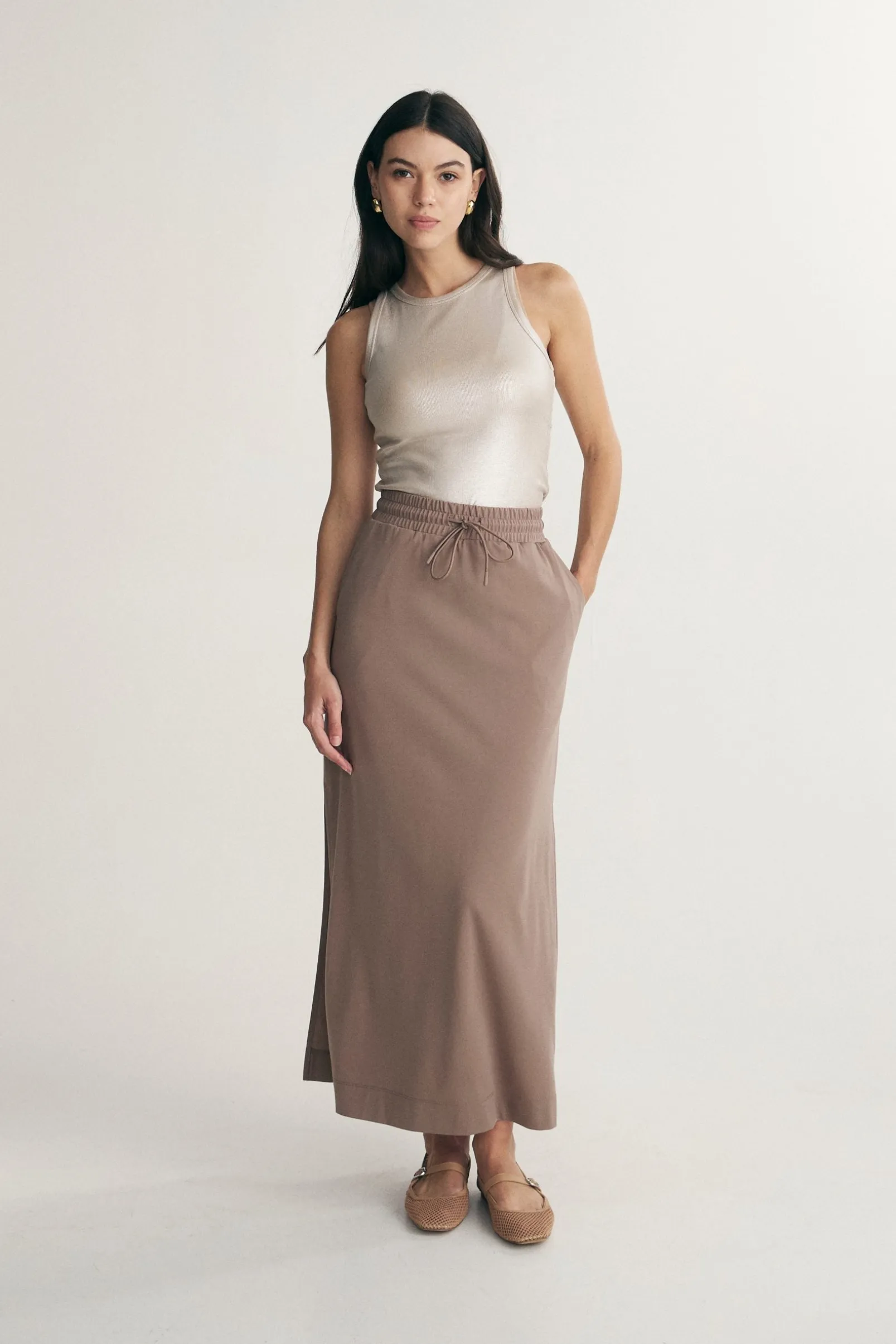 Midi skirt with elastic waist