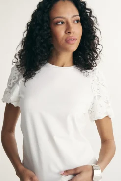Mixted fabrics top with puffy sleeves