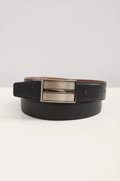 Plate buckle reversible leather belt