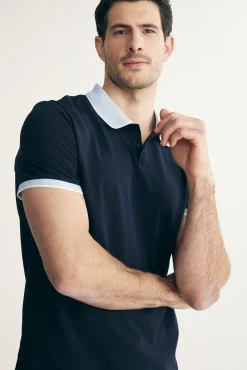 Polo with contrast collar