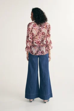 Printed puffy sleeve shirt