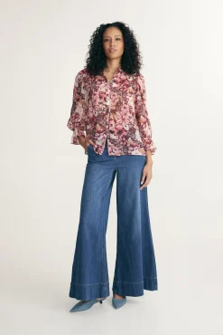 Printed puffy sleeve shirt