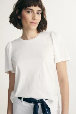 Puffy sleeve top