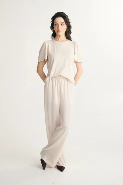 Puffy sleeve top