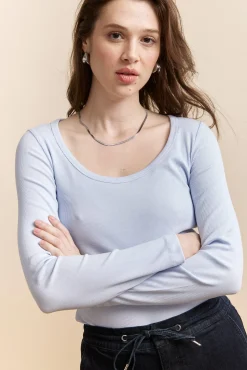 Ribbed long sleeves top