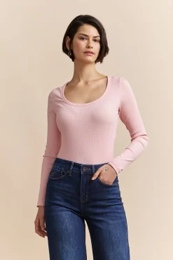 Ribbed long sleeves top