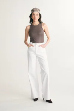 Ribbed sleeveless top