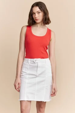 Ribbed tank top with scoop neck
