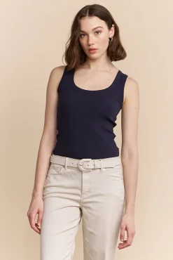 Ribbed tank top with scoop neck
