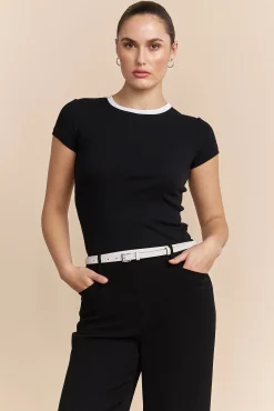 Ribbed t-shirt with crew neck