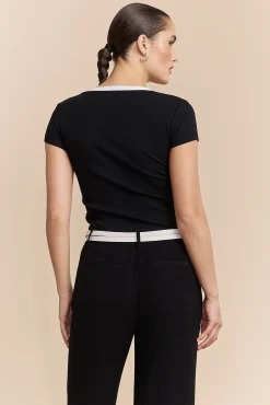 Ribbed t-shirt with crew neck