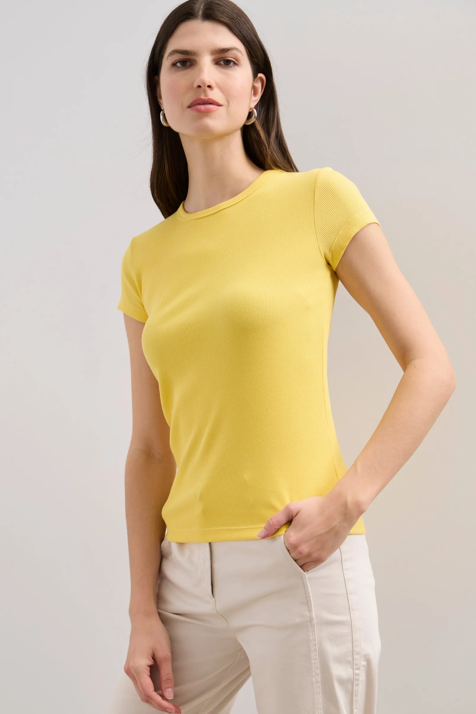 Ribbed t-shirt with crew neck