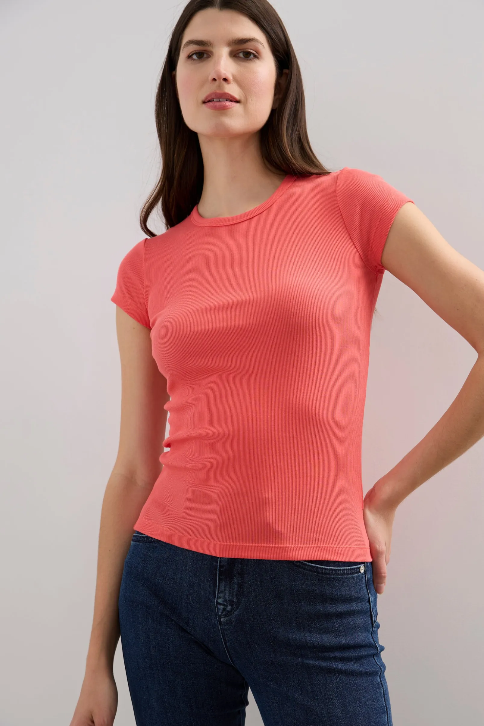 Ribbed t-shirt with crew neck