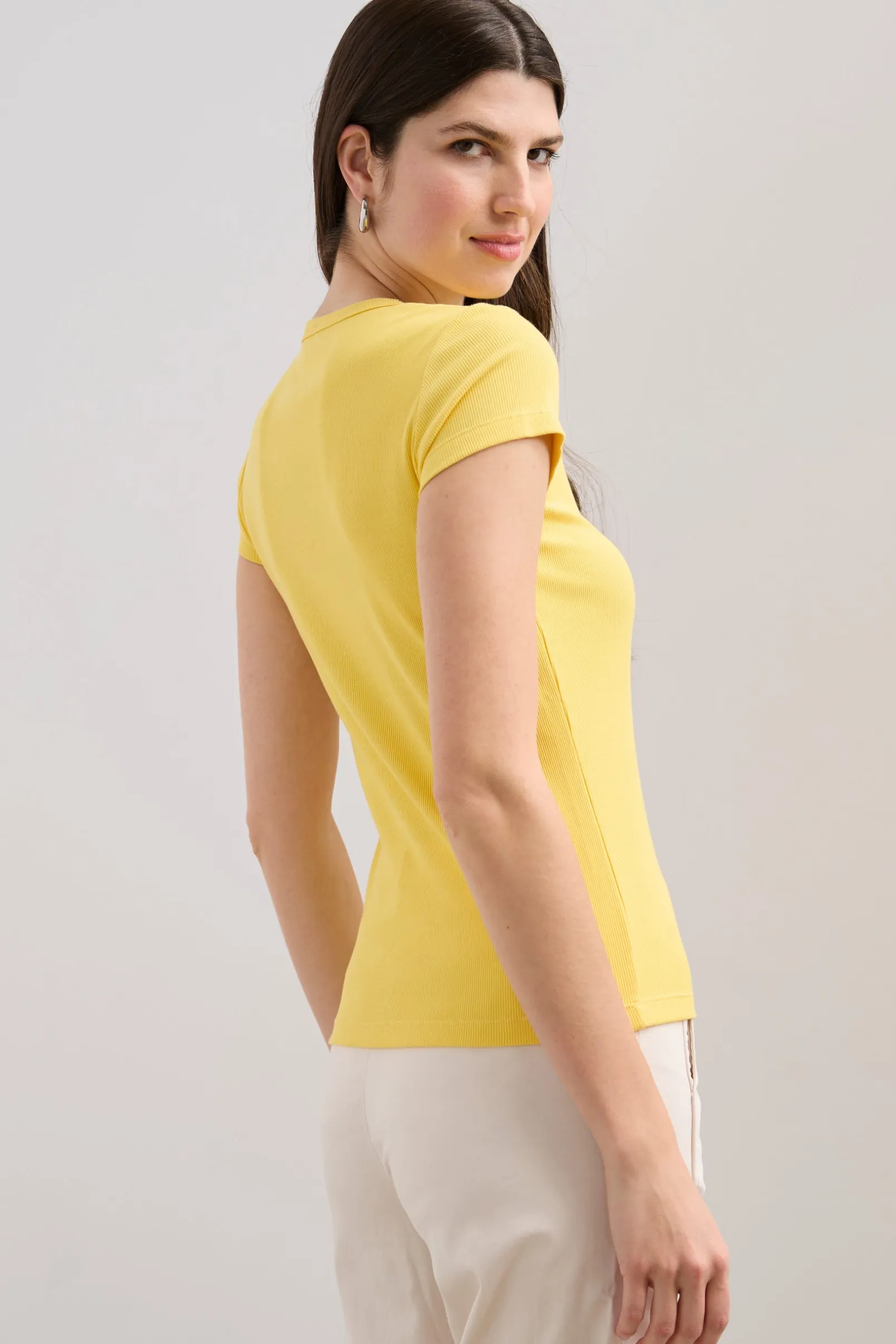 Ribbed t-shirt with crew neck