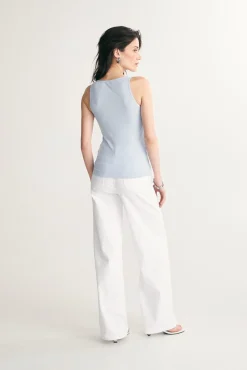 Seamless crew neck cami