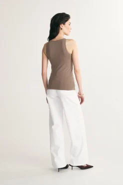 Seamless crew neck cami