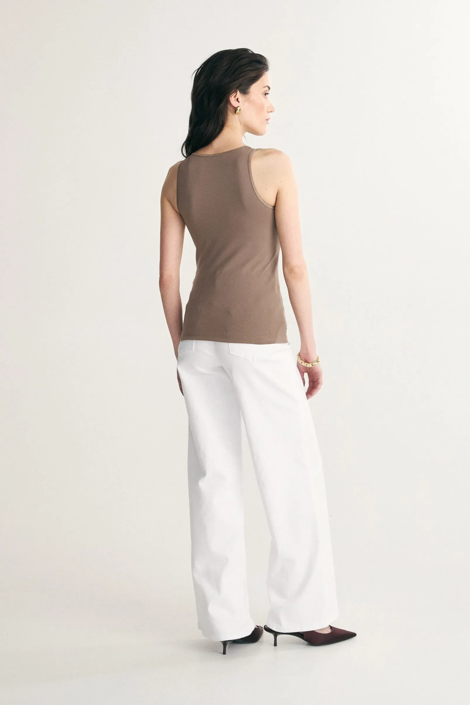 Seamless crew neck cami