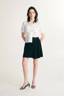 Short sleeve lace shirt